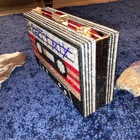 Retro PARTY MIX Cassette Tape Bling Bling Purse Handbag NEW w TAGS! Rock n Roll - Picture 2 of 4